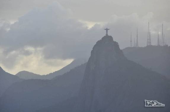 O Corcovado visto do alto do Pão de Açúcar, no Rio de Janeiro